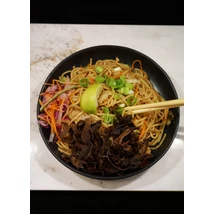 WOK PAD THAI TÉSZTA-rizstészta,tojás,szójaszósz,káposzta,répa,hagyma/ricepasta,egg,soja,cabbage,carrot,red onion WOK PAD THAI TÉSZTA-rizstészta,tojás,szójaszósz,káposzta,répa,hagyma/ricepasta,egg,soja,cabbage,carrot,red onion